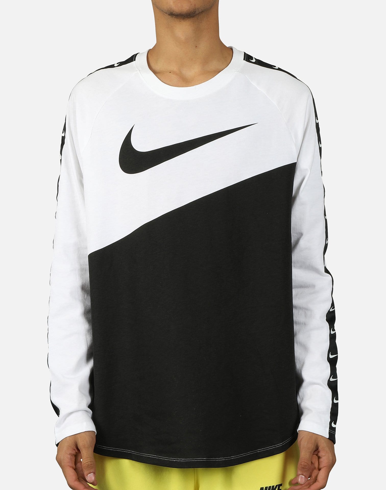 nike swoosh on sleeve