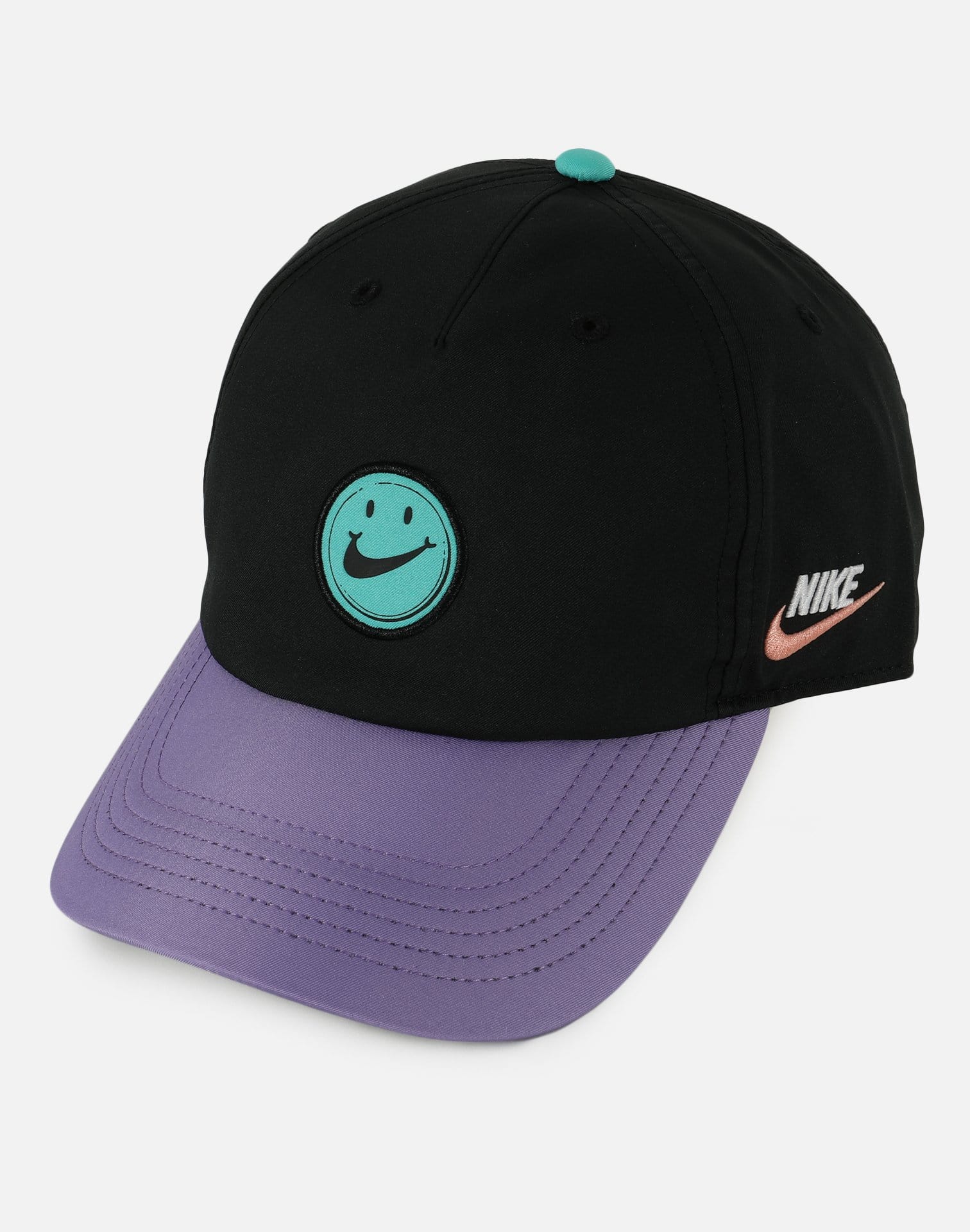 have a nike day cap