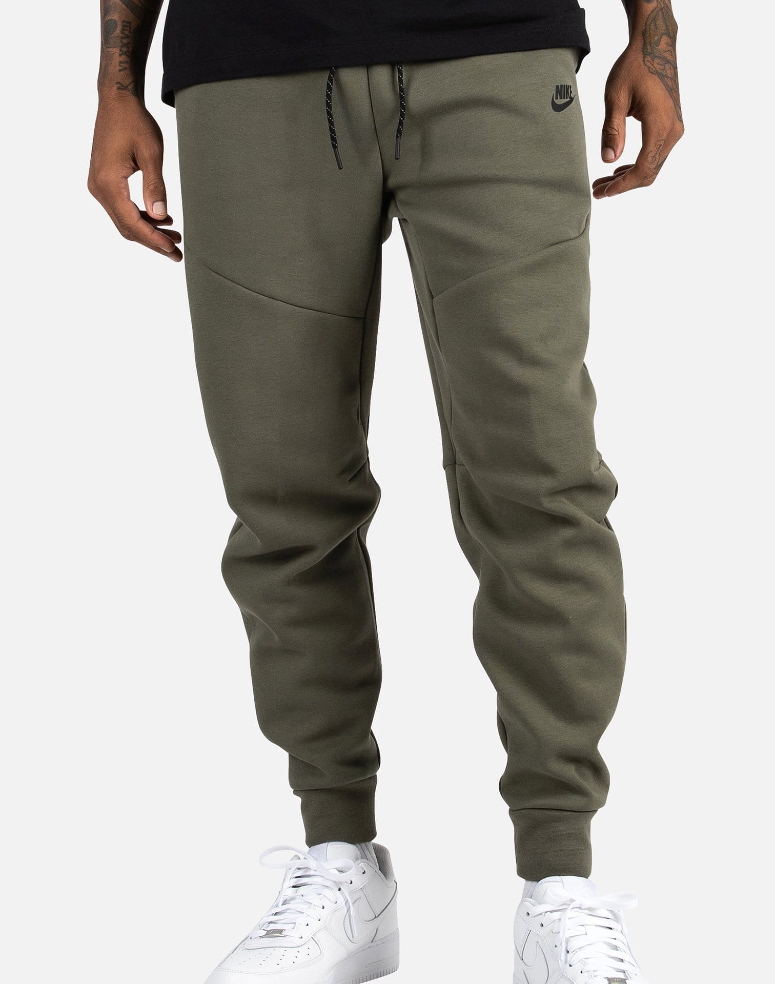 nsw tech fleece jogger