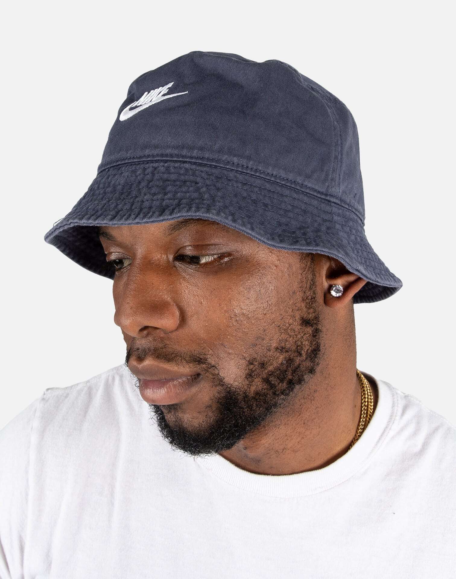 nike nsw futura bucket hat