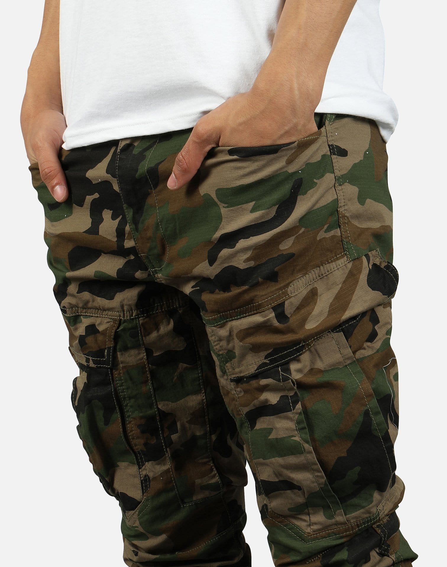 smoke rise cargo shorts