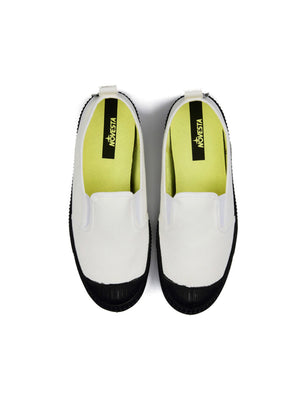 novesta slip on