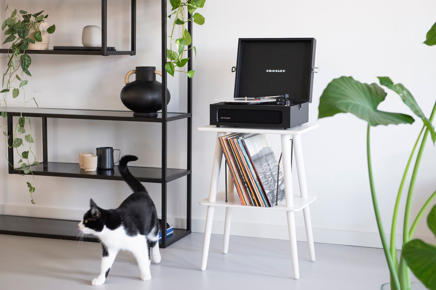 Crosley Radio Europe | Voyager noir et Manchester blanc