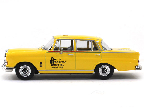 激安直営店 ホビー 模型車 車 レーシングカー メルセデスタクシーブリュッセルネットワーク143 mercedes 200 taxi  bruxelles 1962 ixo altaya escala