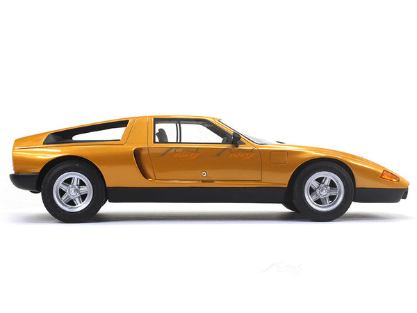 1/18 メルセデスベンツ C111-II 1970 オレンジ Mercedes-
