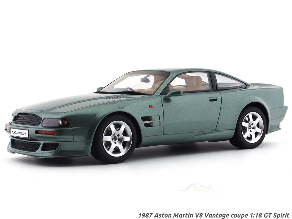 1993 Aston Martin V8 Vantage coupe 1:18 GT Spirit Scale Model