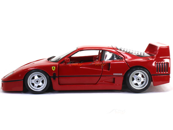 Ferrari F40 Original Series 1:18 Bburago diecast Scale Model car | Scale Arts India