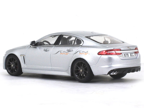 jaguar xf scale model