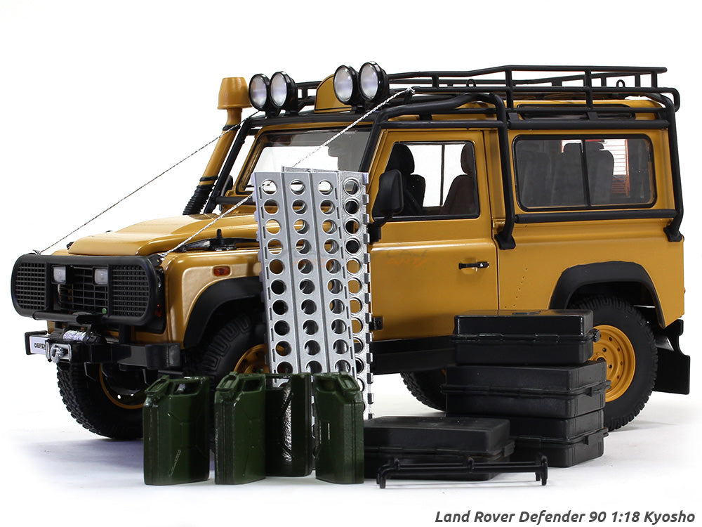 Onderzoek Pak om te zetten Overleven Land Rover Defender 90 1:18 Kyosho diecast model car | Scale Arts India