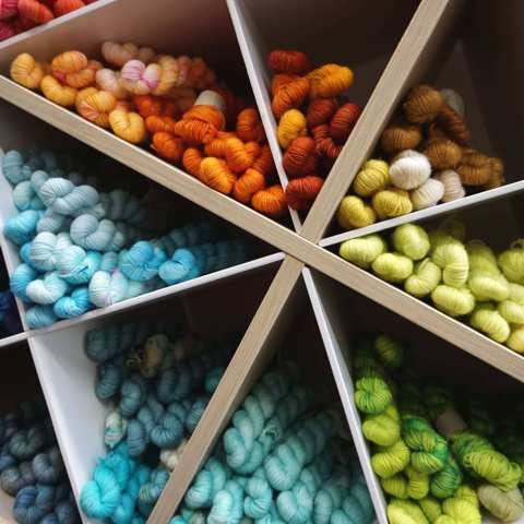 Quantities of yarn