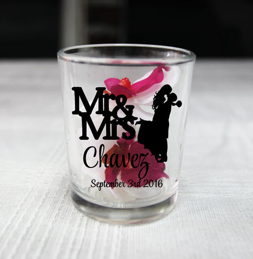 https://cdn.shopify.com/s/files/1/0096/0276/0755/products/3-oz-votive-shot-glasses-customized_512x524.jpg?v=1580845175