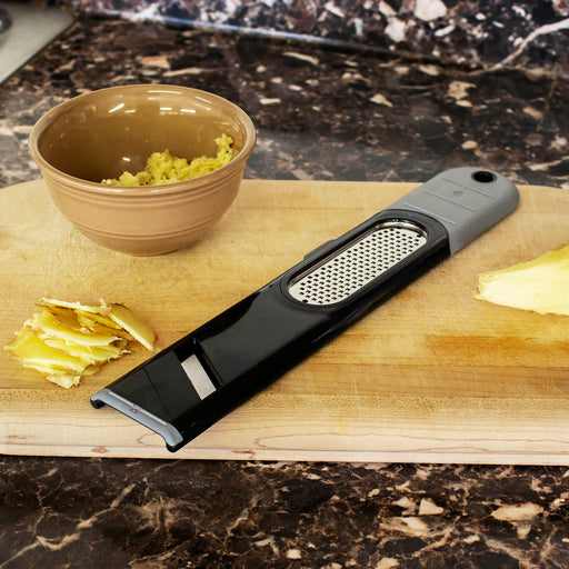 The Microplane Ginger Tool Is Best Tool to Grate Ginger