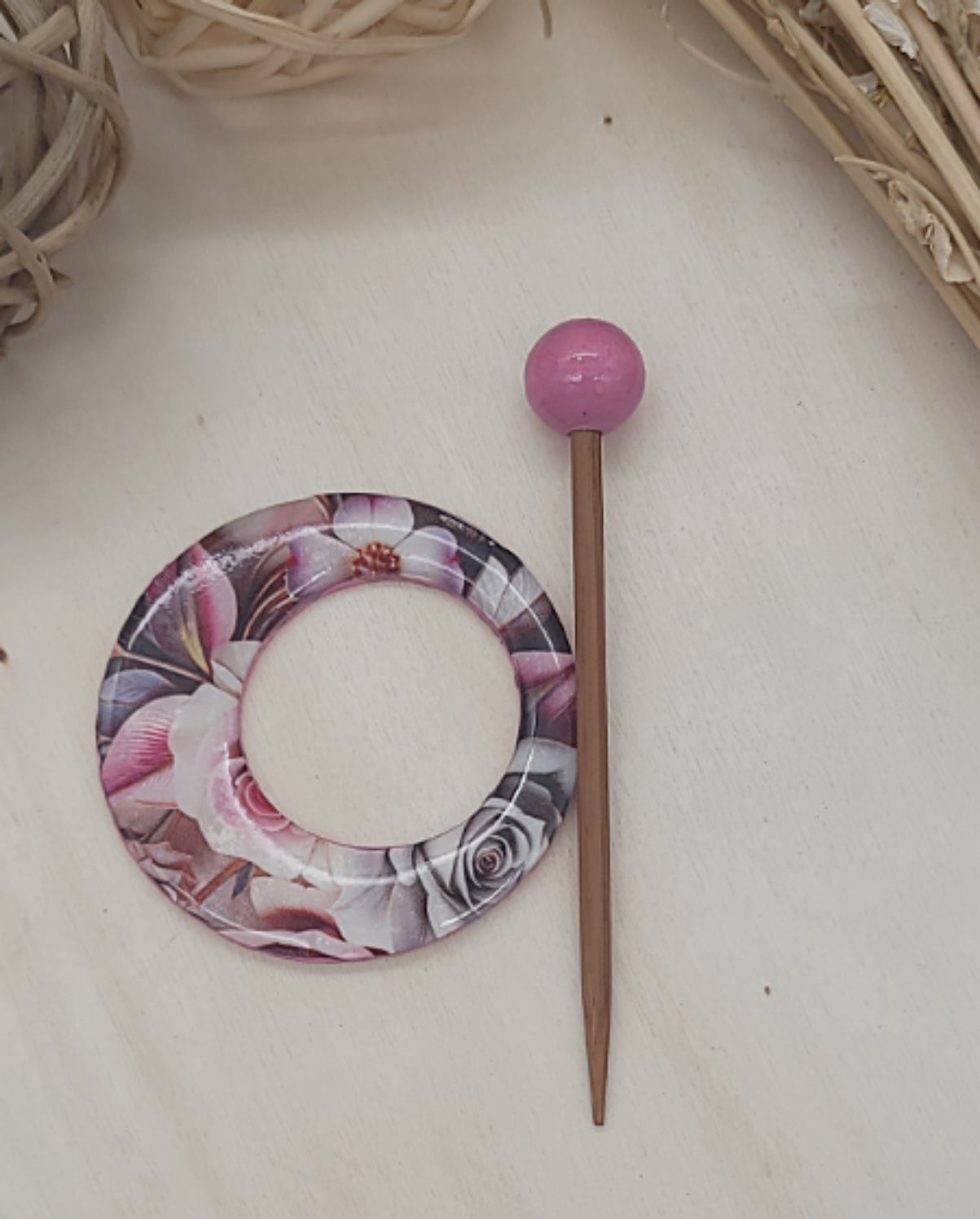 Pink Floral Shawl Pin | Round