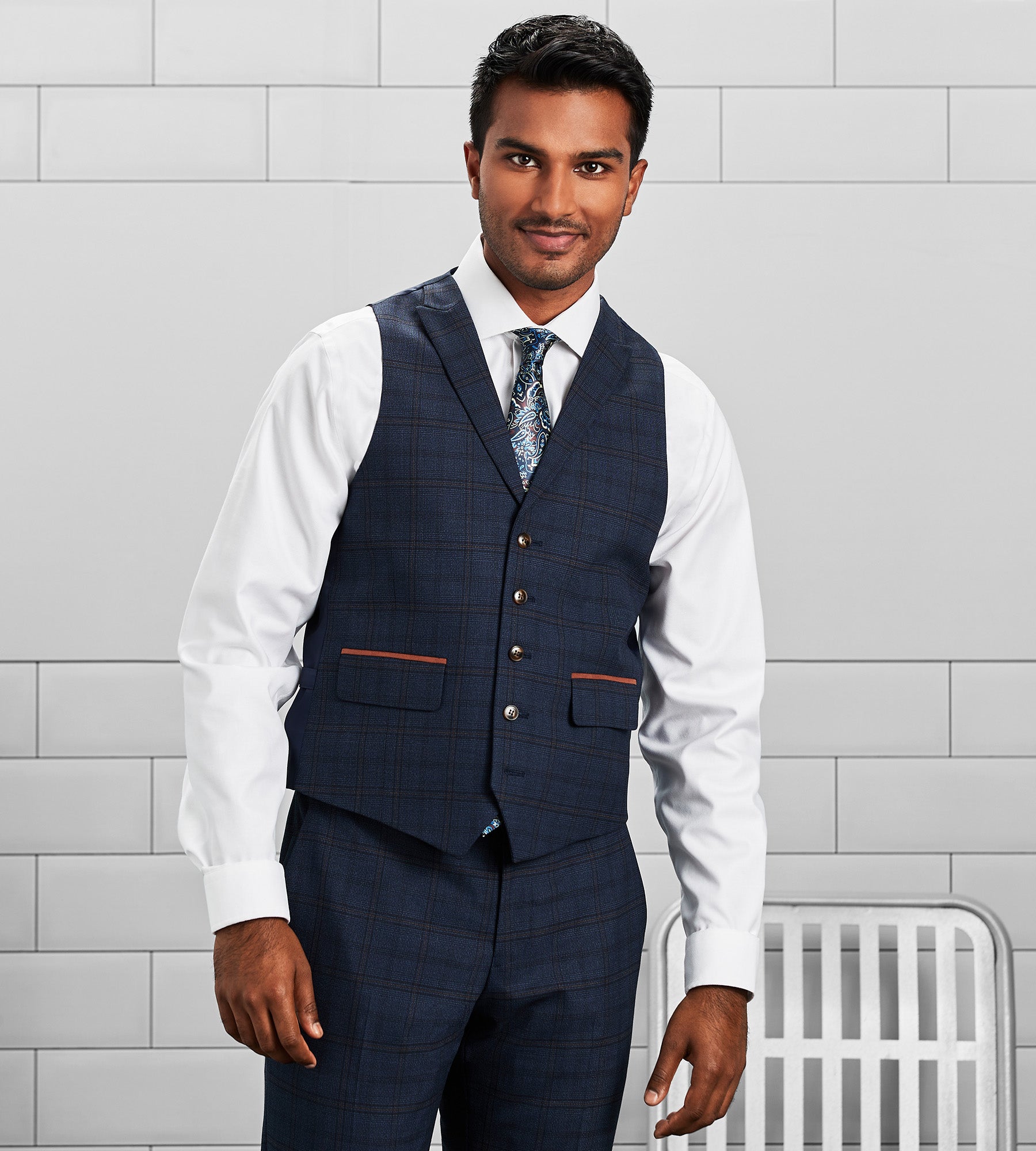 Slim Fit Check Peak Lapel Suit Separate Vest