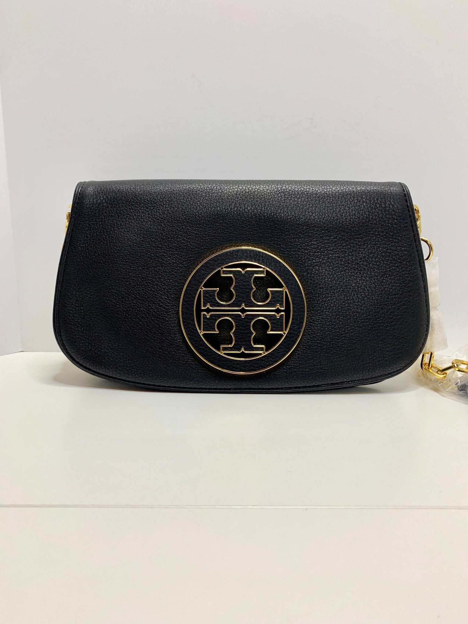 Tory Burch Amanda Logo Clutch – MoMosCloset