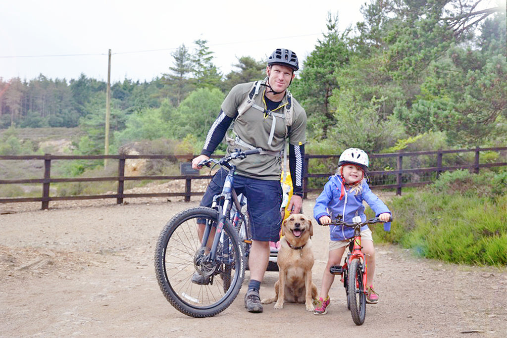 family cycle ride