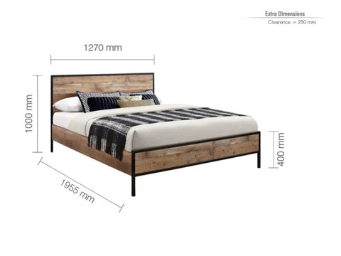King Size Bed: Rustic King Size Wooden Bed