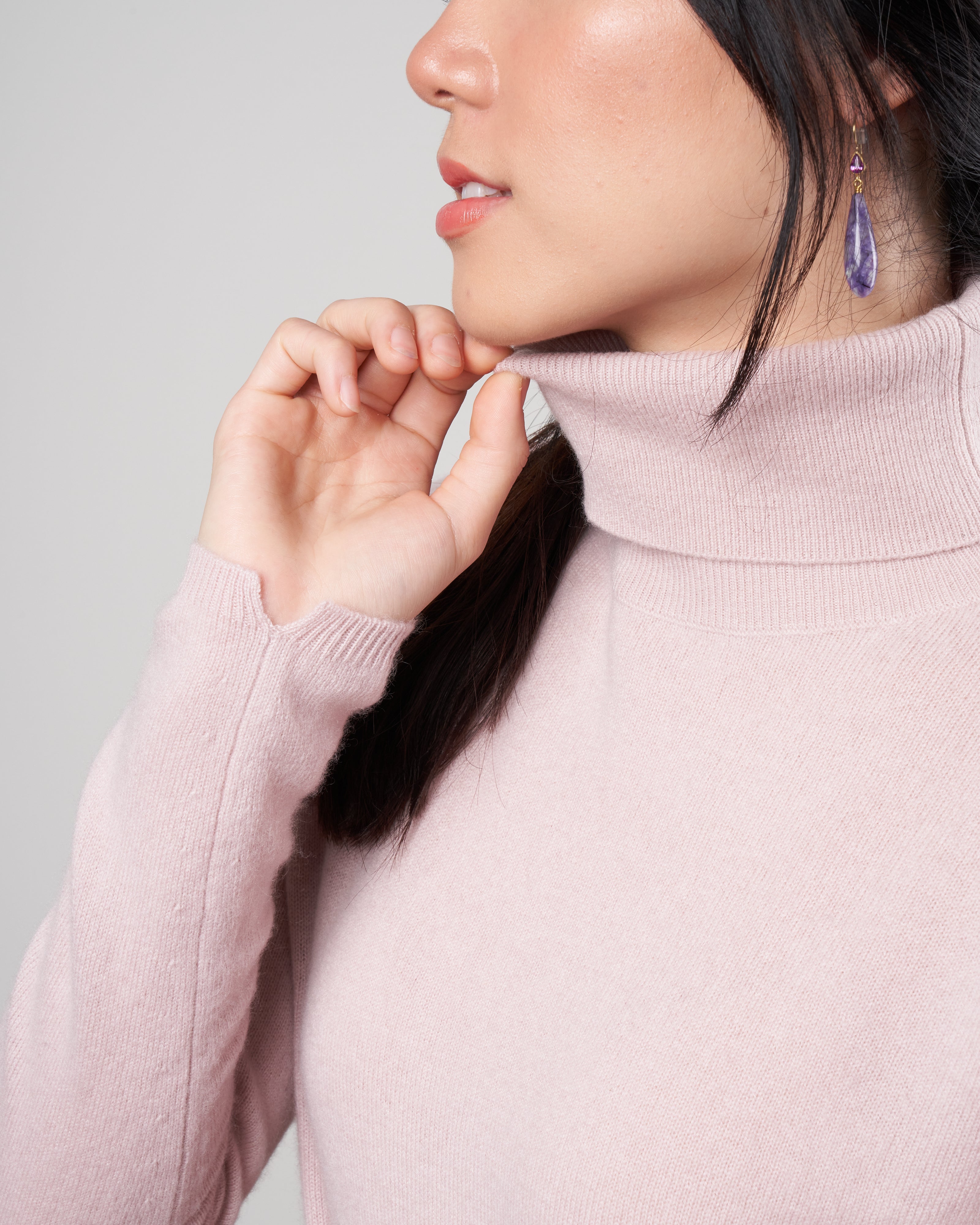 drop shoulder turtleneck - romance