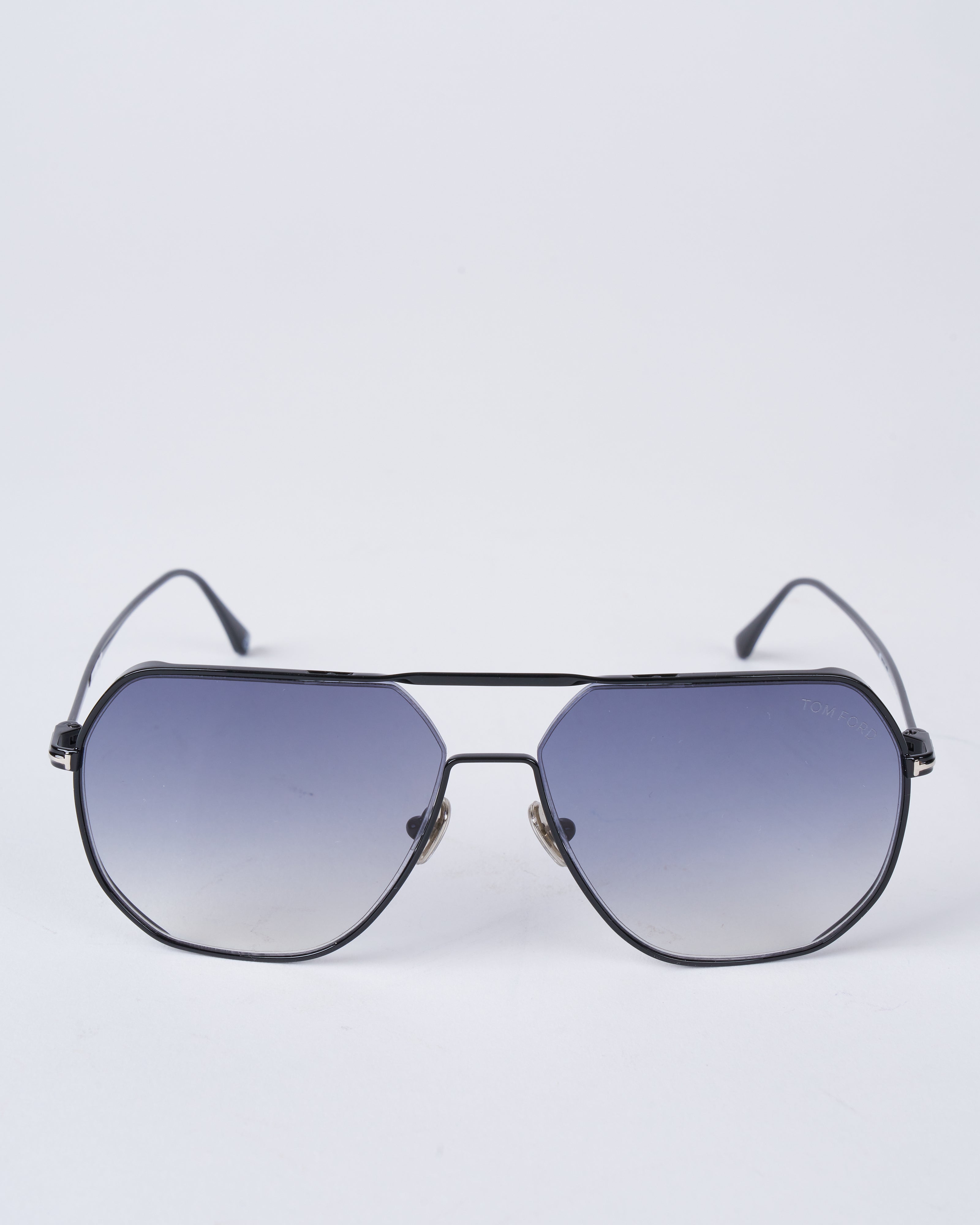 Tom Ford Gilles- Shiny Black / Gradient Smoke Lenses 01B- Black/ Smoke