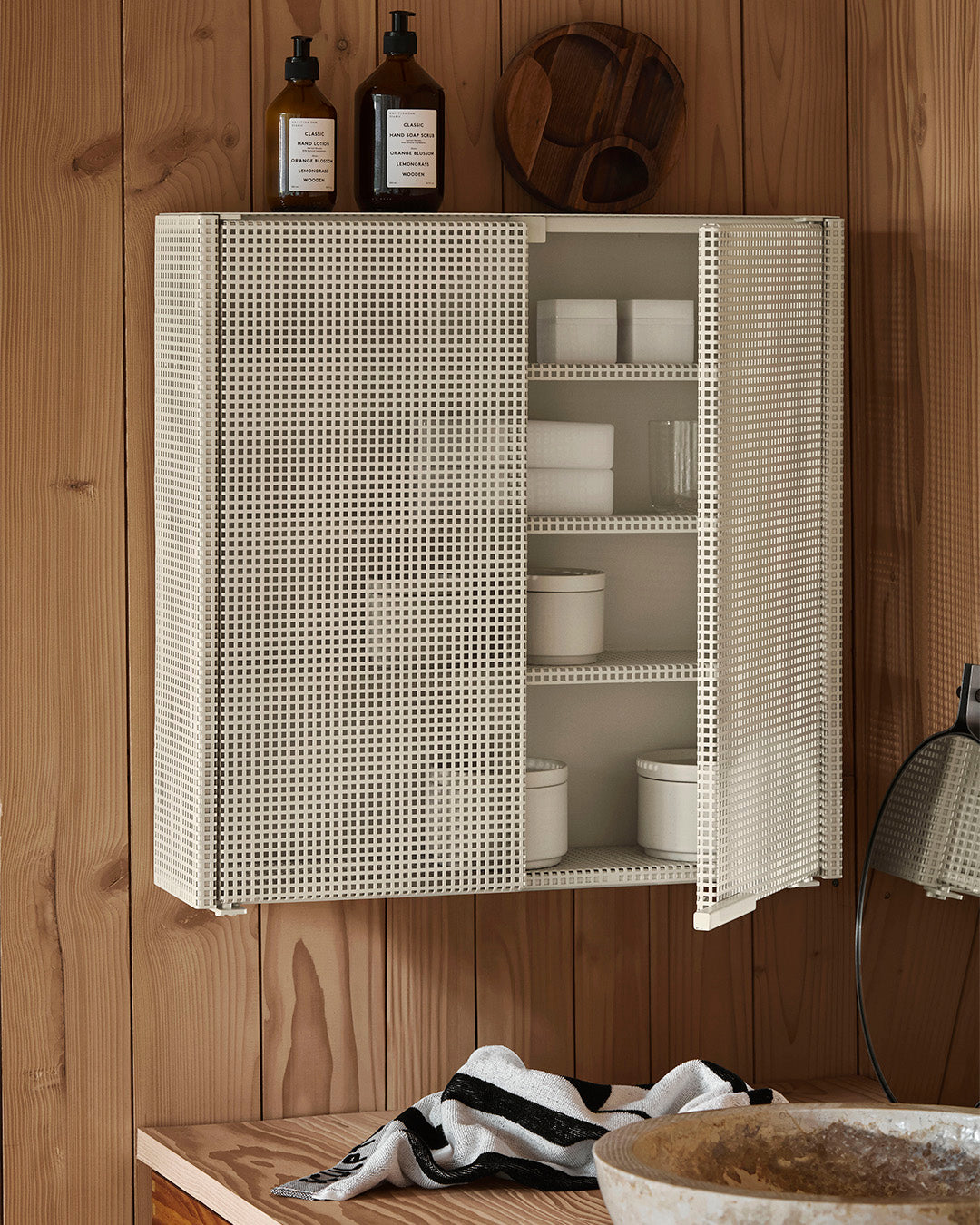 KristinaDamStudio_2024_Grid_Wall_Cabinet_Beige-1350x1080.jpg__PID:aa8a4a4d-5832-49f6-a6c6-20d98a7128f8