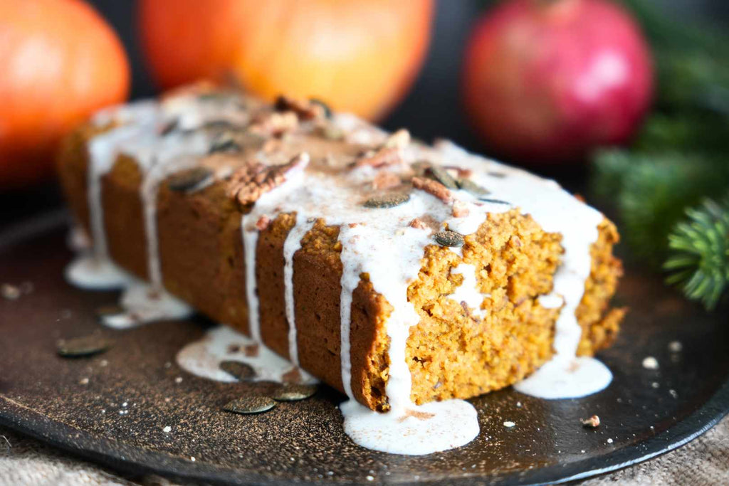 Kürbiskuchen Kürbisbrot mit Protein Frosting