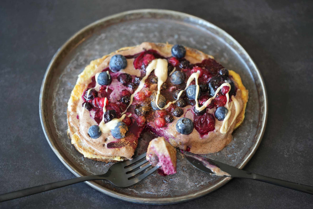 French toast with protein date cream