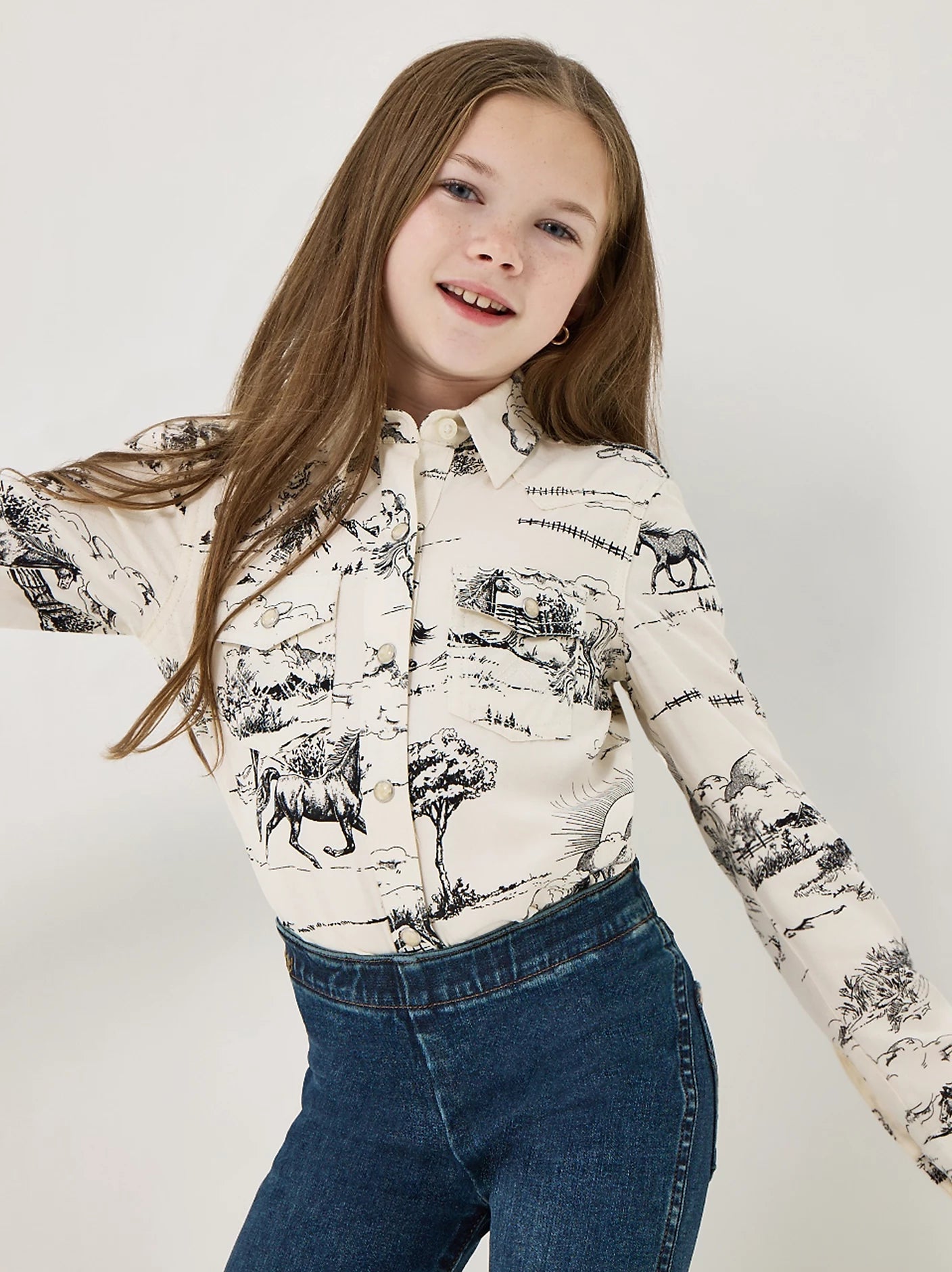 Girl's Wrangler LW Landscape Western Snap Shirt