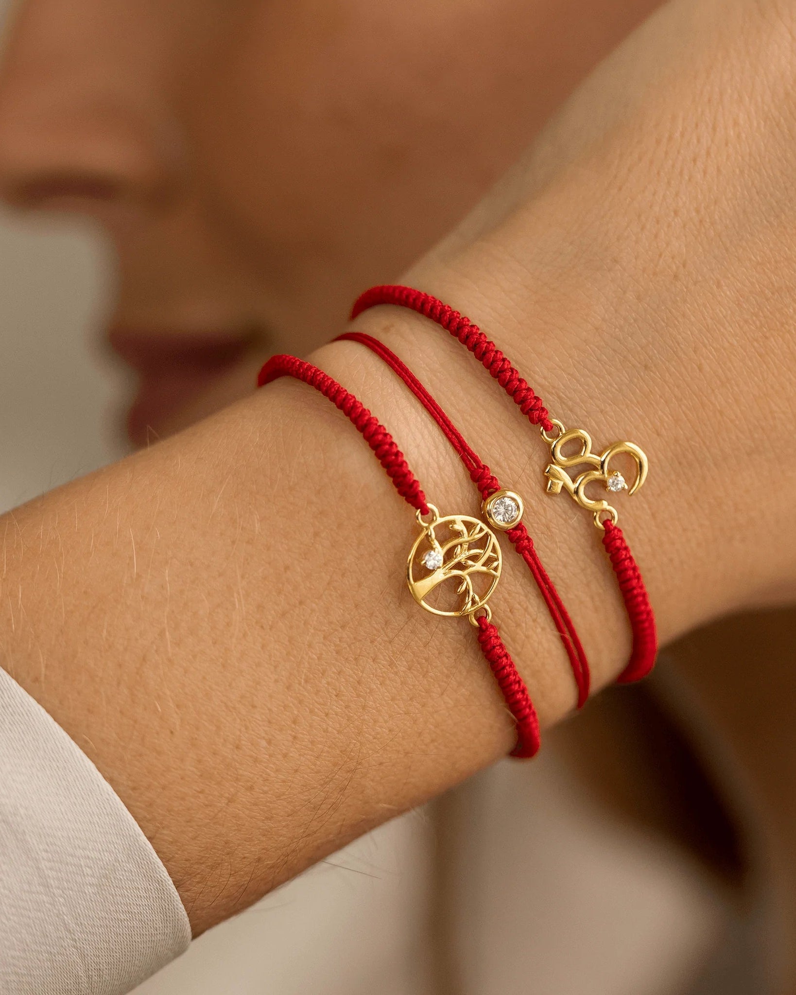 Om [RED] - 14K White Gold Bracelets magal-dev 