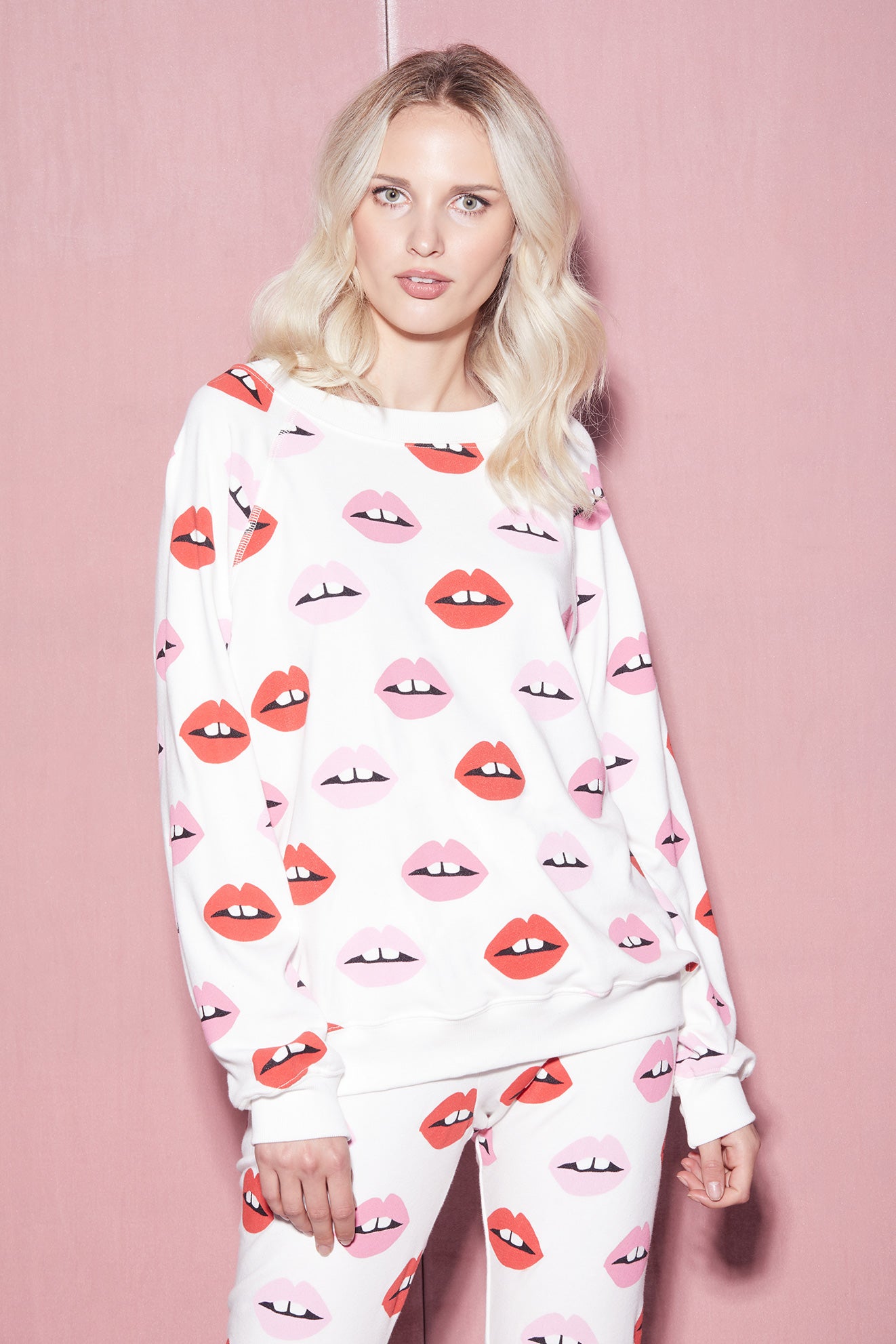 wildfox pink sweatshirt