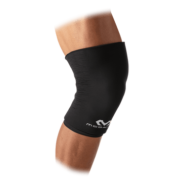 https://cdn.shopify.com/s/files/1/0096/9926/2560/files/MD30070_FlexIce_Knee-ThighSleeve_hero.png?v=1691460524&width=364