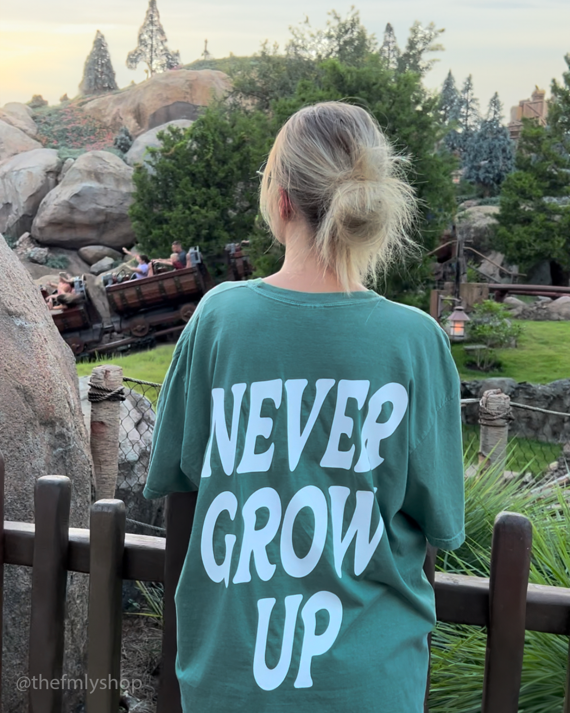 *RTS, Never Grow Up Tee, Size L