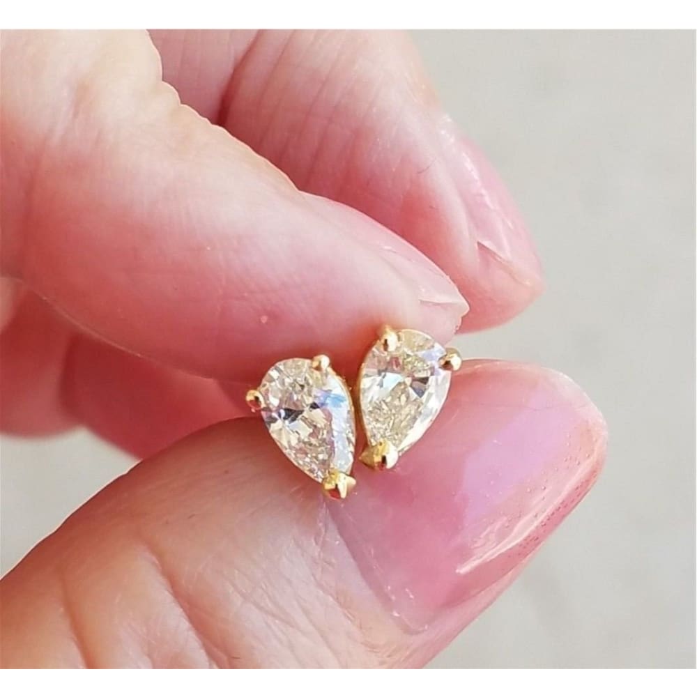 Luxinelle Usa Luxinelle 1 Carat Pear Shaped Diamond Stud