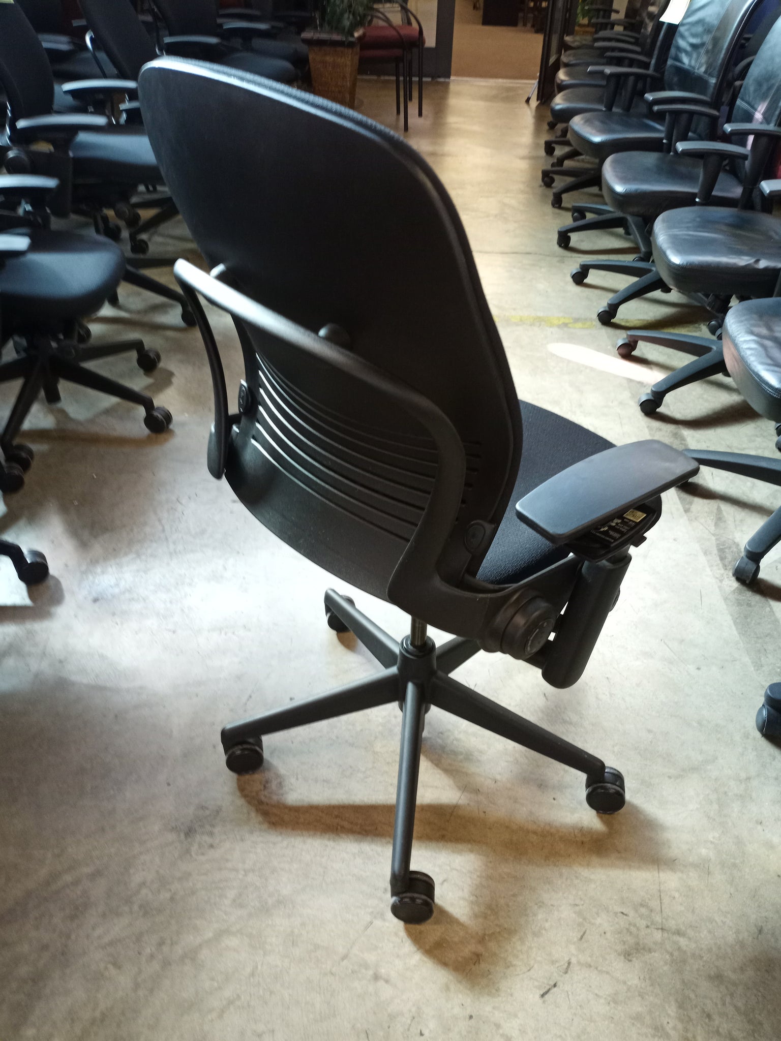 steelcase leap used chair