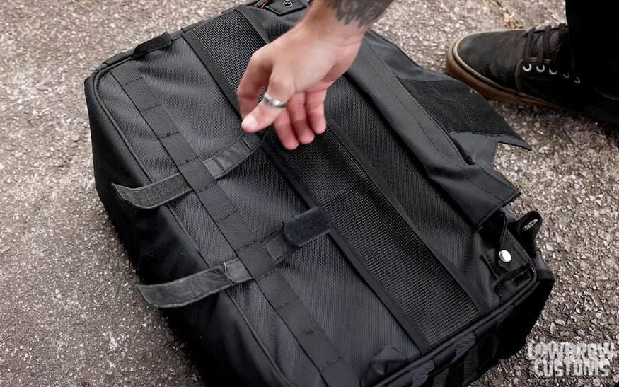 Video: How To Install Biltwell's Exfil Motorcycle Utility Bags On Harley-Davidsons11