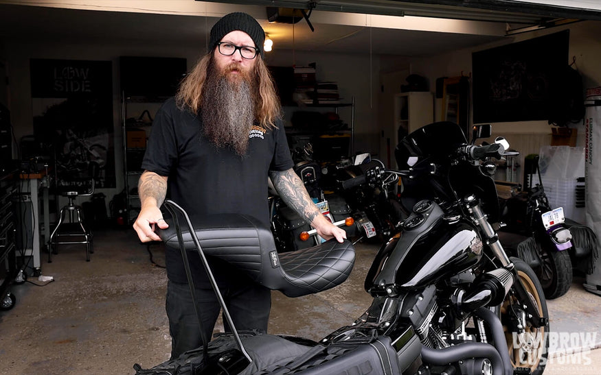 How To Install Biltwell's Exfil Motorcycle Utility Bags On Harley-Davidsons16