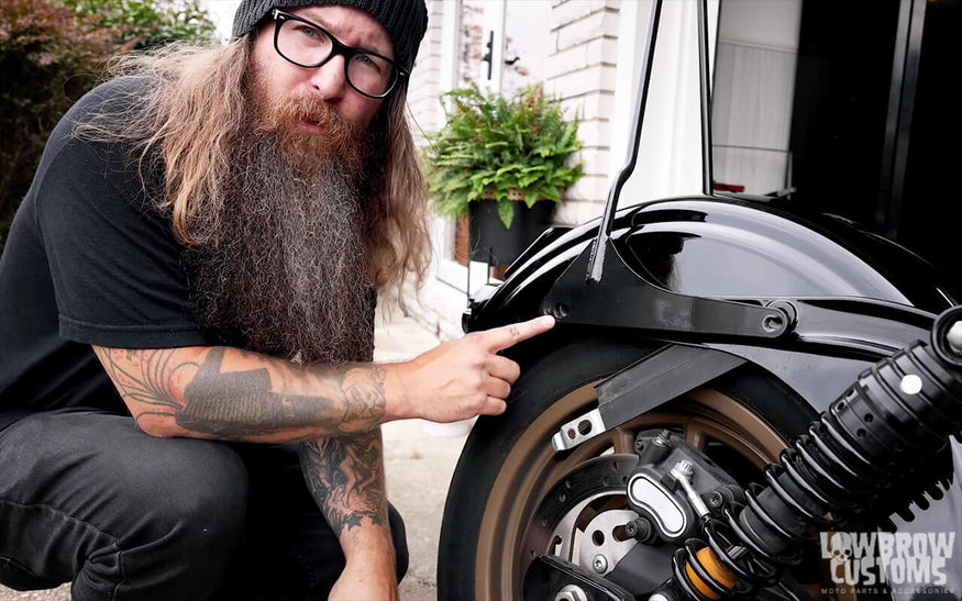 Video: How To Install Biltwell's Exfil Motorcycle Utility Bags On Harley-Davidsons5