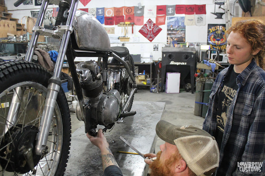 Classic Triumph Tiger Cub Build - Like Father Like Daughter