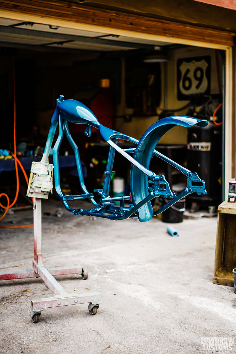 Harley wishbone frame getting paint.