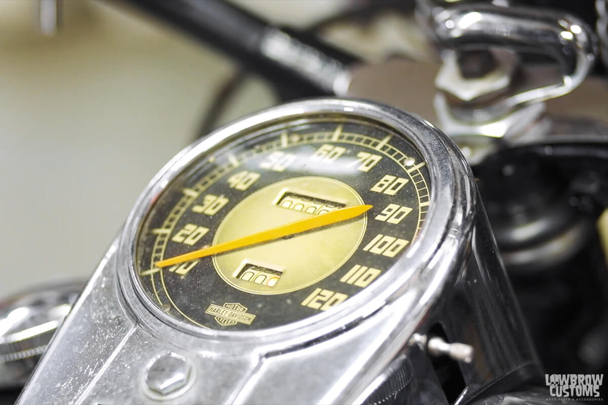 Knucklehead rebuild - OEM Knucklehead speedo and odometer gauge