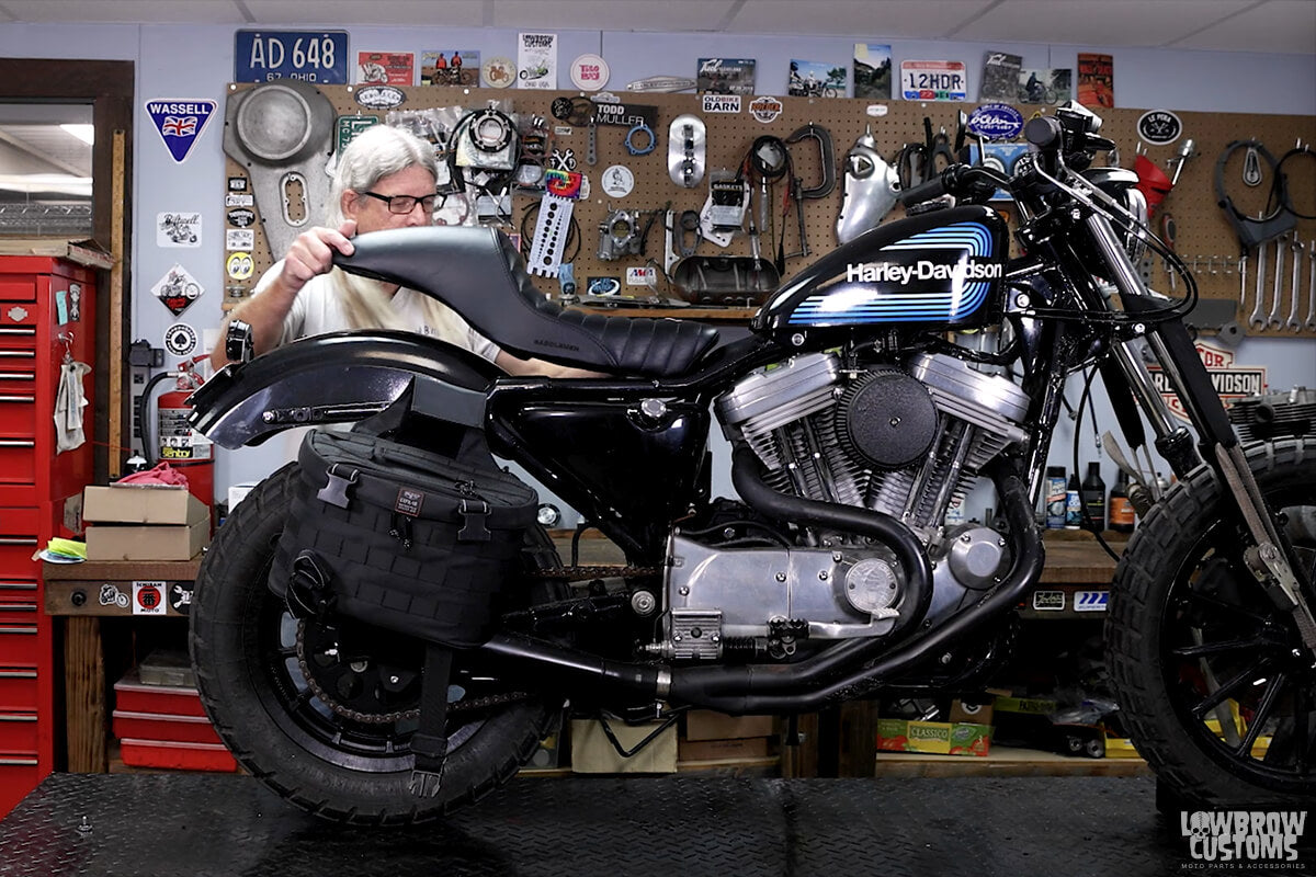 Video: How To Install Biltwell's Exfil Motorcycle Utility Bags On Harley-Davidsons-53