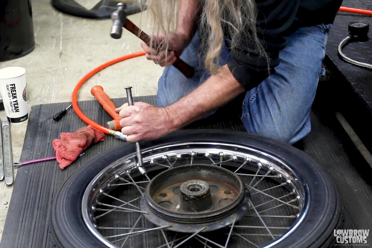 Video- How To Change A Motorcycle Tire By Yourself-35