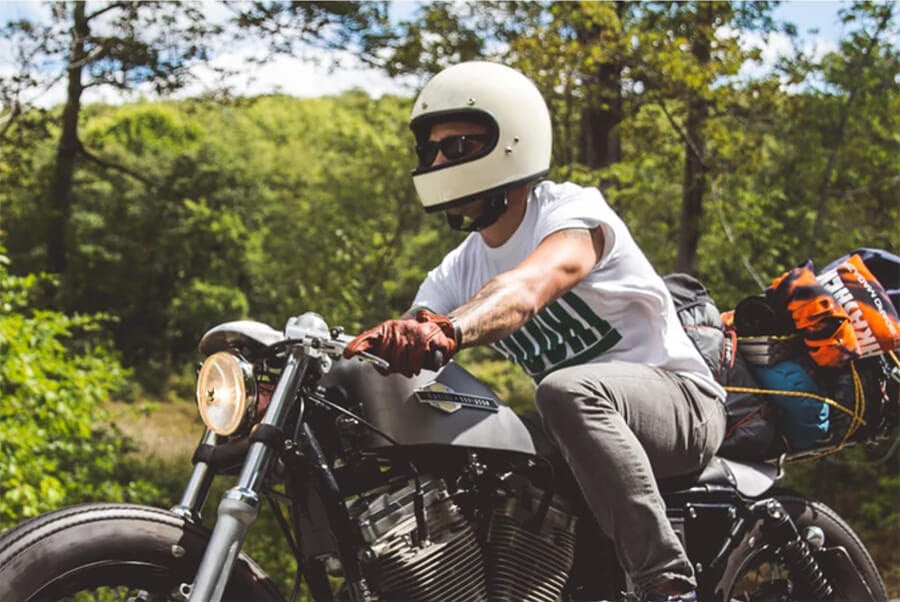 Gift ideas for motorcycle riders - Biltwell Motorcycle Helmets