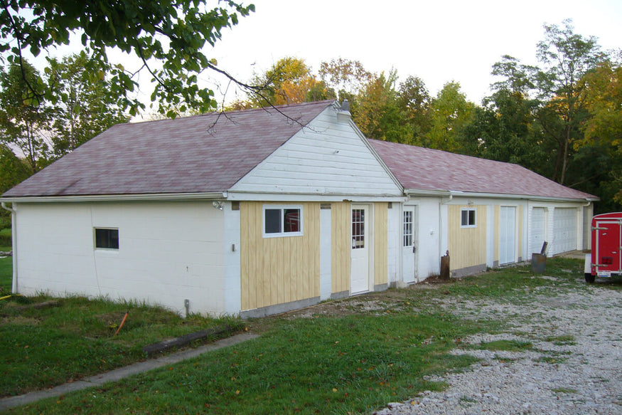 The old Lowbrow Customs building in 2007