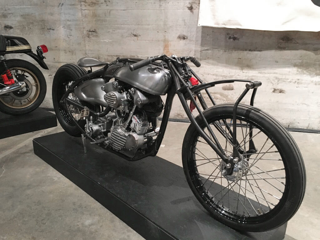 Christian Sosa absolutely killing it with this Knucklehead. Lowbrow Customs - Handbuilt Show 2017