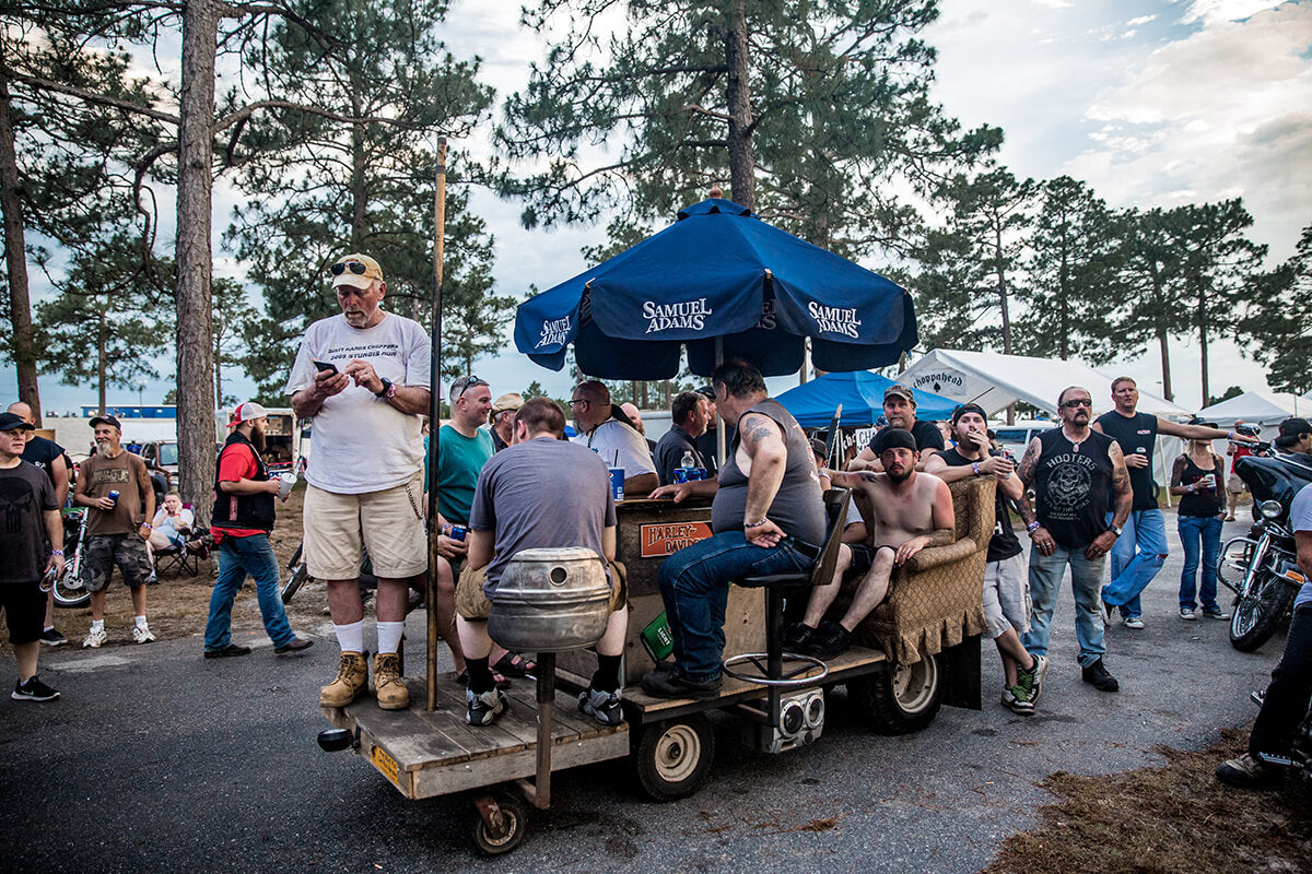 All kinds of contraptions rolling around this year, check out this couch bar! The Horse Smoke Out 18 - Lowbrow Customs
