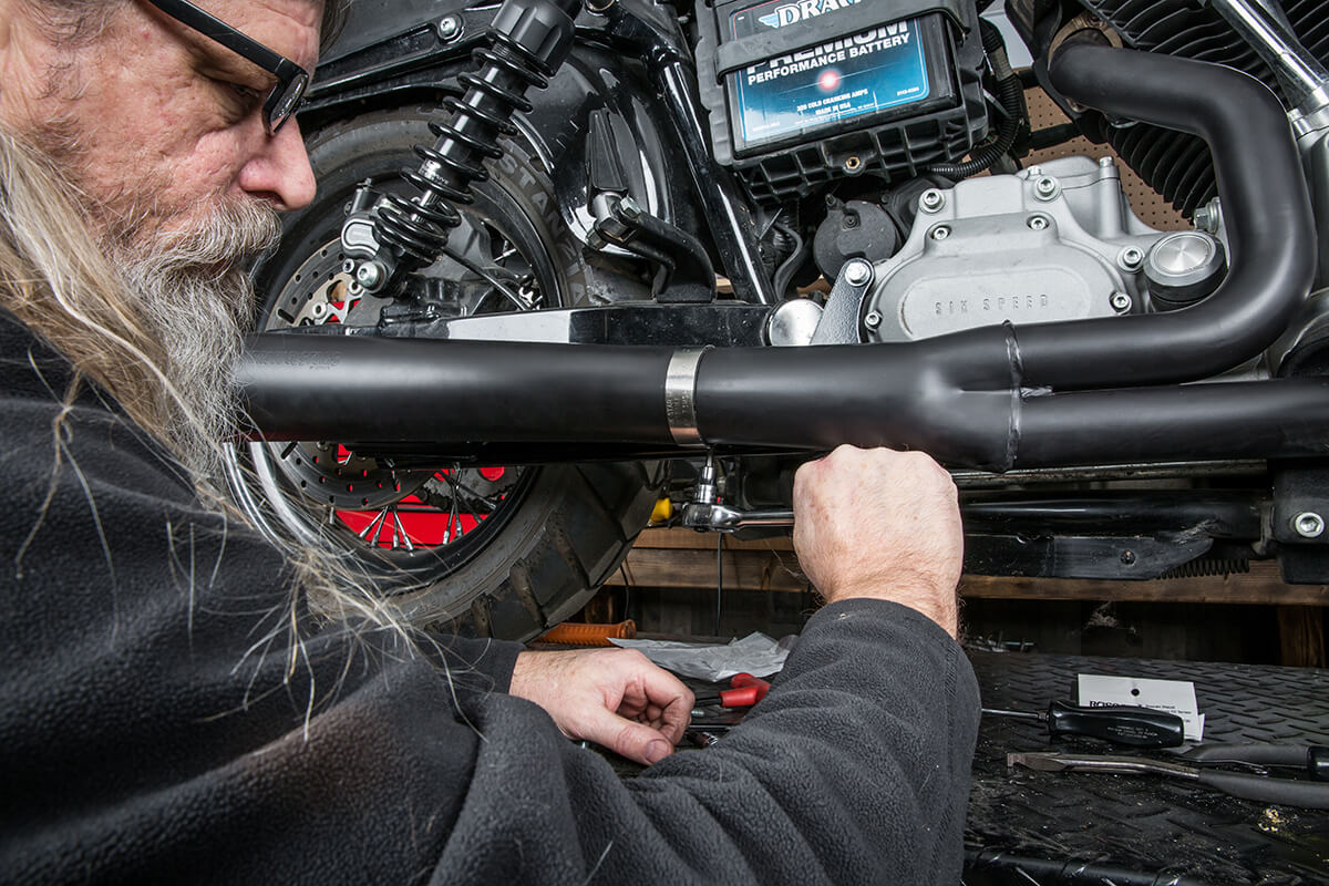 Tighten the exhaust clamp firmly with a 3/16 allen socket. - Lowbrow Customs - 2 into 1 by Kerker How to Install on Dyna