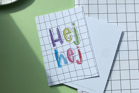 brushmeetspaper - "Hej Hej" Hand Lettering Postkarte mit Wasserfarn-Details
