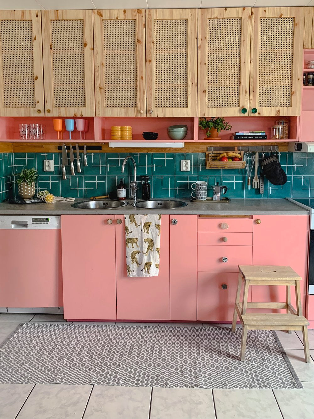 Pink Kitchen Designs : 46 Beautiful Glam Kitchen Design Ideas To Try