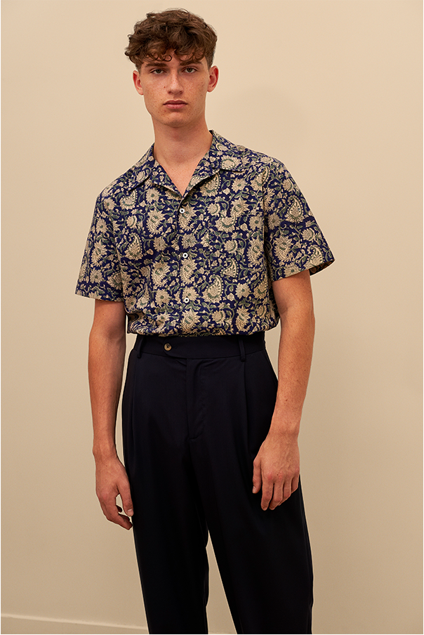 CAMP COLLAR SHIRT.