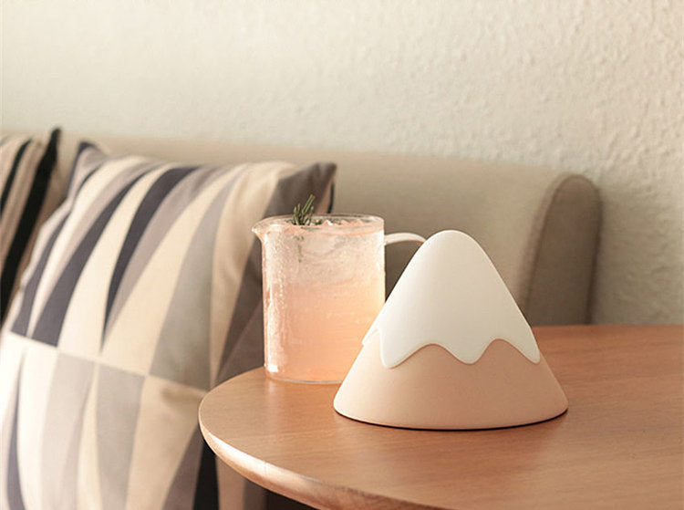 Lampe bébé montagne enneigée